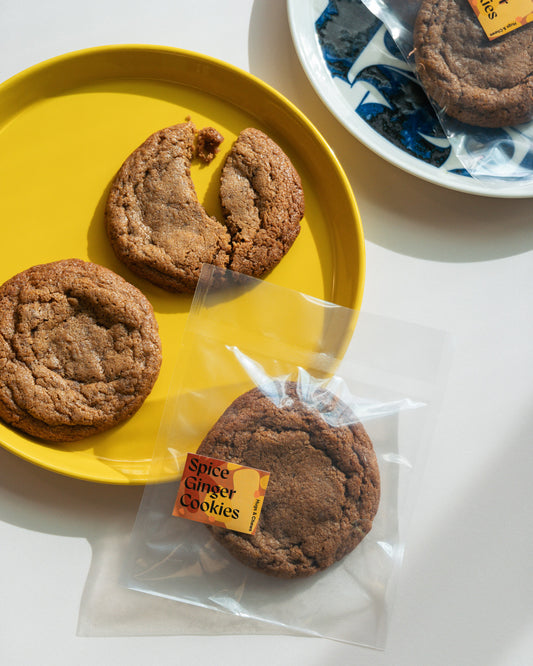 【送料無料】ディアン（周典）〈Hugs & Chews〉Spice Ginger Cookies 8枚×2箱